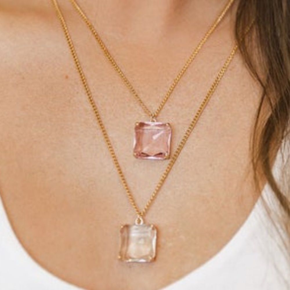 𝅺Jazzy Square Crystal Pendant Necklace
